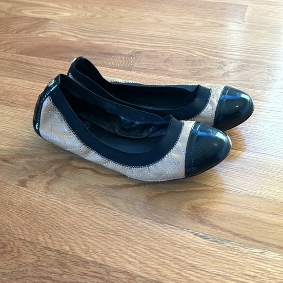 Tory Burch Bridgette ballet flats size 7M - Picture 4 of 9
